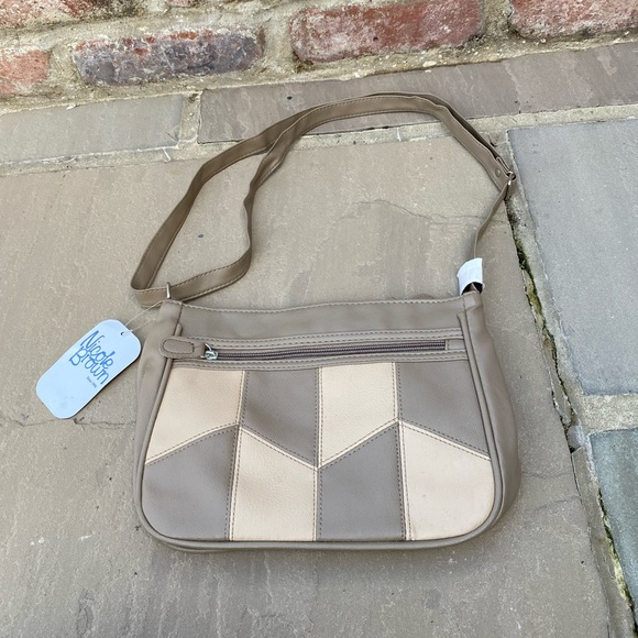 BNWT Nicole Brown Crossbody Bag Taupe Brown Adjustable Strap Handbag - Picture 2 of 6